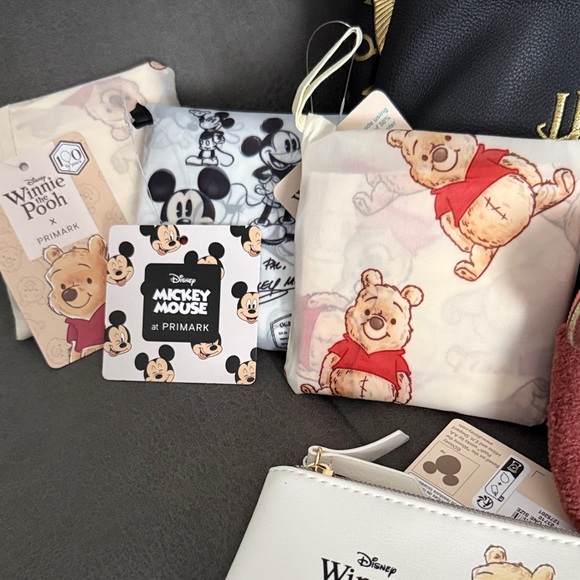 Warner Bros. Black and Gold Harry Potter Kids Backpack - Picture 4 of 5